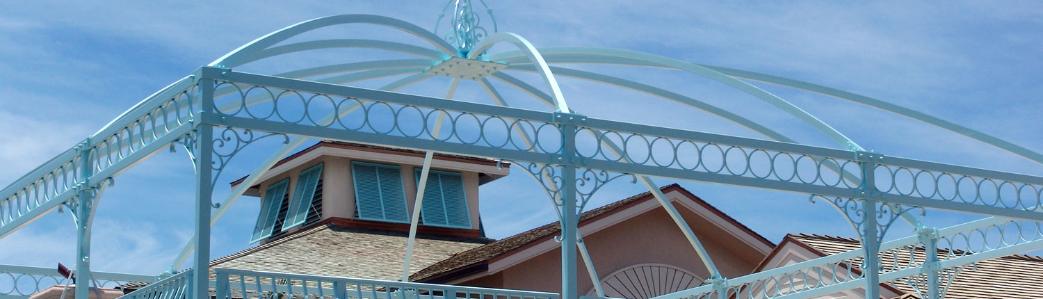 cropped photo of an iron structure
